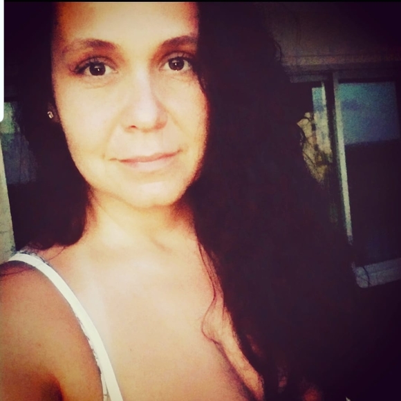 Meet your Posher, Naomy - Picture 1 of 1